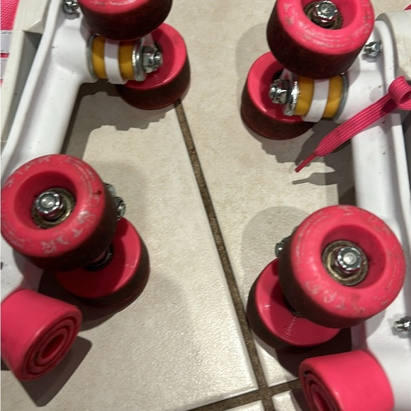Roller skates - Picture 3 of 4